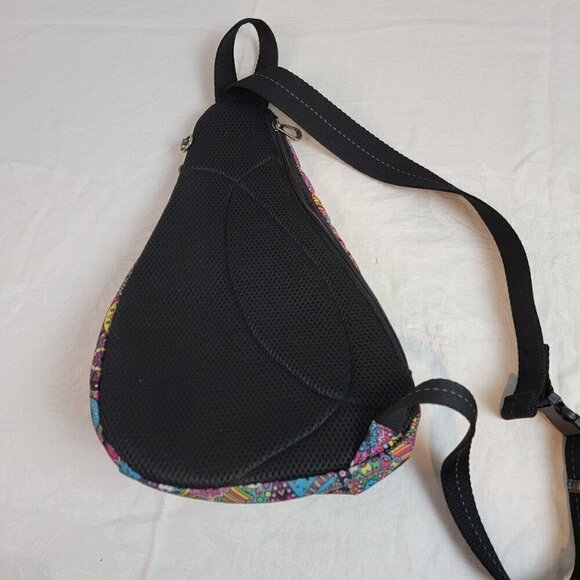 Sakroots Women's On The Go Sling Backpack 🌈 - Picture 3 of 8
